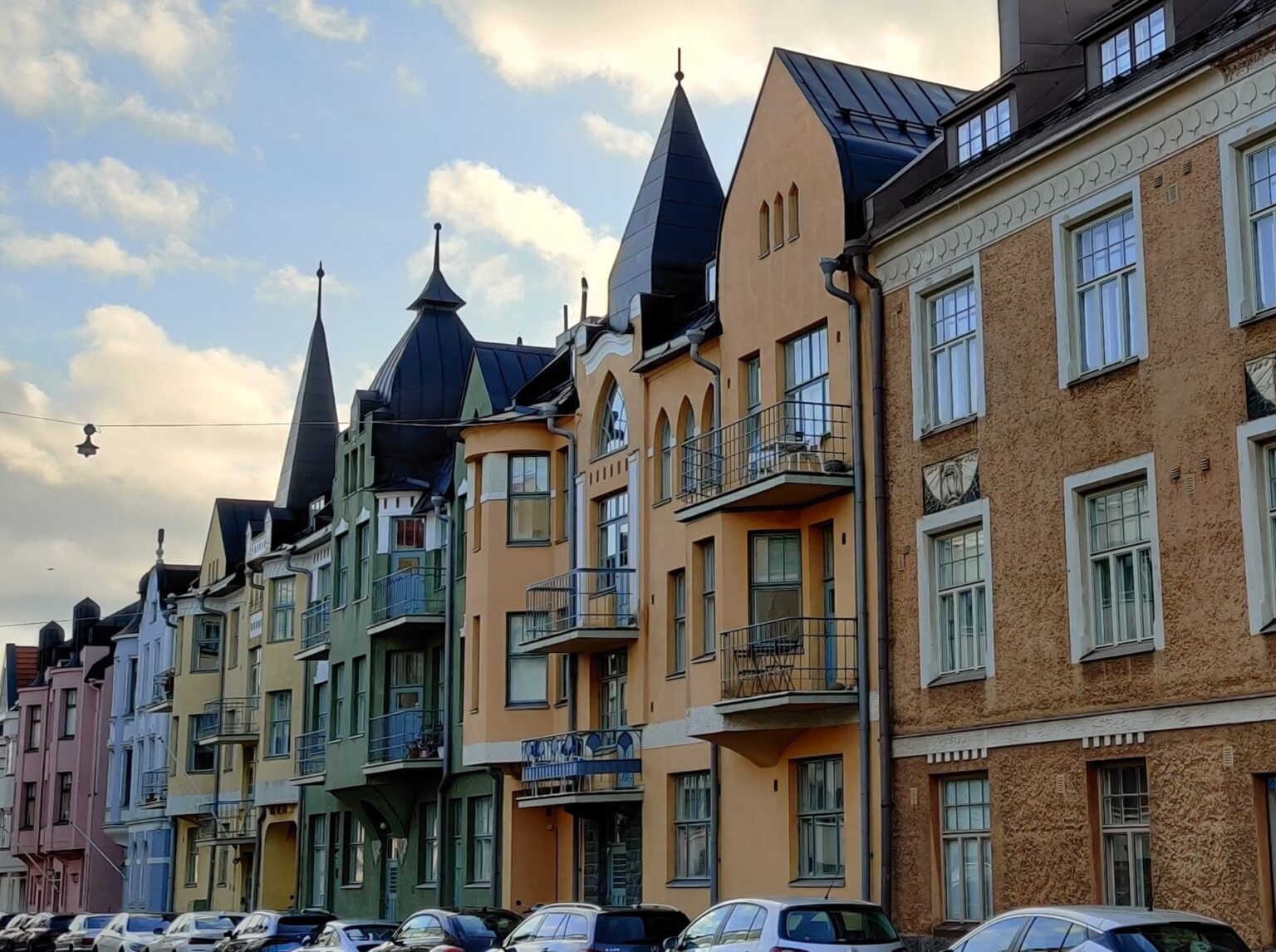 kerrostalot-eri-vuosikymmenill-rakennukset